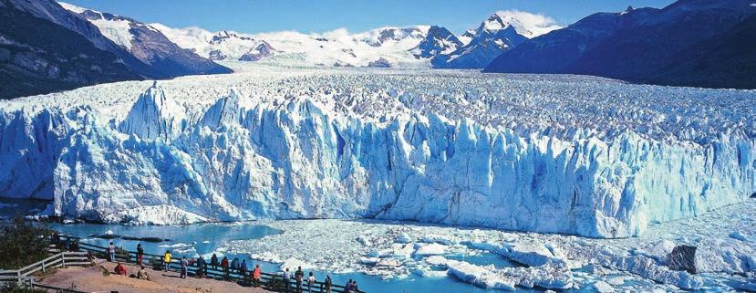 Bergmassive, einsame Pampa Patagonien fesselt jeden Besucher mit seiner unendlichen Weite und Natürlichkeit.