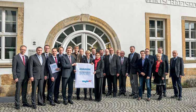 Initiative: Regionale Kooperation Angesichts der wirtschaftlichen Strukturumbrüche in der Region wurde die EWG vom Rat der Stadt Rheine beauftragt, die Zusammenarbeit mit den benachbarten Kommunen zu