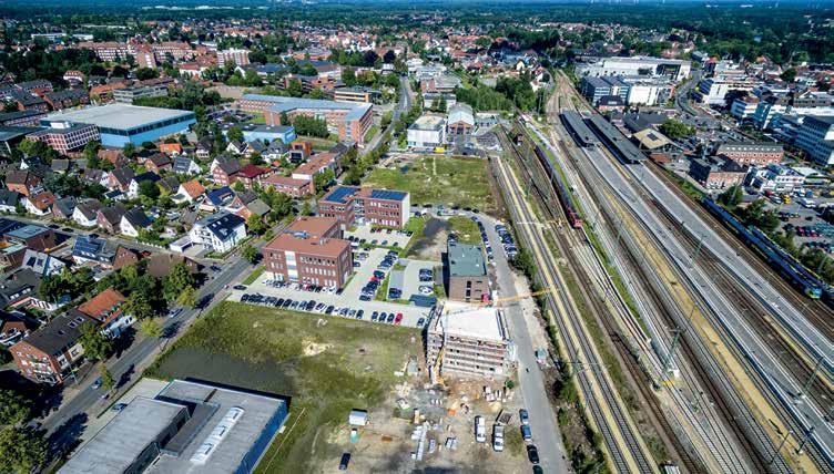 01 Gewerbeflächenmanagement & Infrastruktur Innovationsquartier Bahnhof Rheine Das Innovationsquartier am Bahnhof Rheine profiliert sich im Jahr 2015 weiter zu einem modernen Zentrum für die