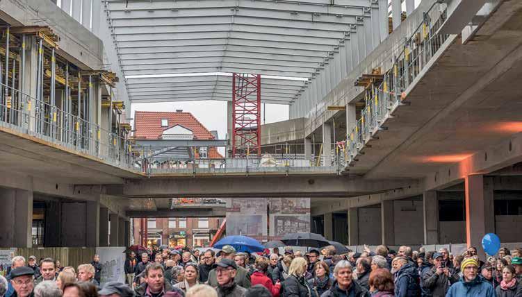 Projektentwicklung Emsgalerie 02 Einzelhandel und Innenstadtentwicklung Der Vertrag zum Neubau der Emsgalerie in Rheine wurde Anfang 2015 unterzeichnet.