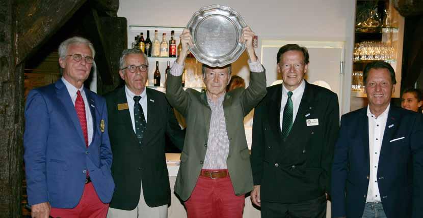 Dionys, um an Deutschlands ältestem Rotary Charity Golfturnier, welches seit 36 Jahren stattfindet, teilzunehmen. Die Driving Range war schon früh erstaunlich gut besucht.