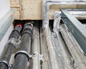 Planung und Ausführung von Rohrleitungsabschottungen Bestandsschutz Beispiel Wird eine Abwasserleitung ausgetauscht, so muss die Leitung abgeschottet werden Liegen daneben vorhandene