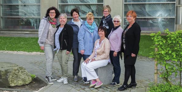 Leistungen: Gedächtnistraining, rätseln, Sprichwörter ergänzen, singen und vorlesen Erinnerungspflege, Fotoalben ansehen und von früher erzählen Frühere alltägliche Fähigkeiten ausführen (unter