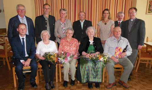 Ing Wolfgang Pöhacker, Resch Johanna (85), Kern Theresia (85), Kellerer Leopoldine (85), Osanger Josef (85) 2. Reihe von links nach rechts: Schagerl Johann (SB), Ing.