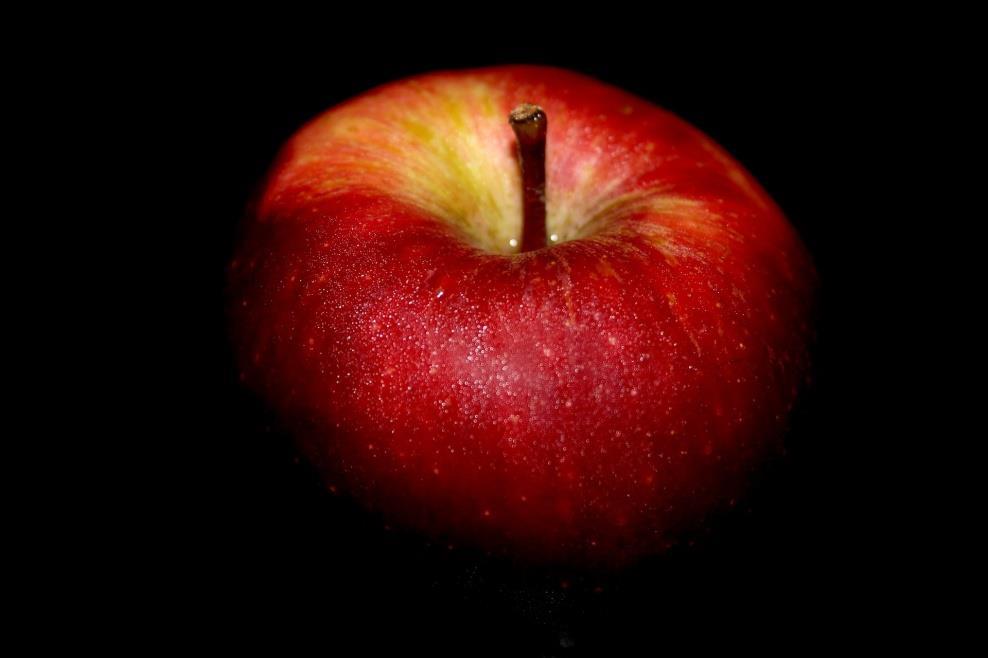 An apple a day Jedrichowski W et al.