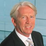 Martin S. Smith (geb. 1955), in der Unternehmensgruppe Norddeutsche Vermögen seit 1978, Geschäftsführer der Norddeutschen Vermögen Holding seit 1996 und der Norddeutschen Vermögensanlage seit 27.