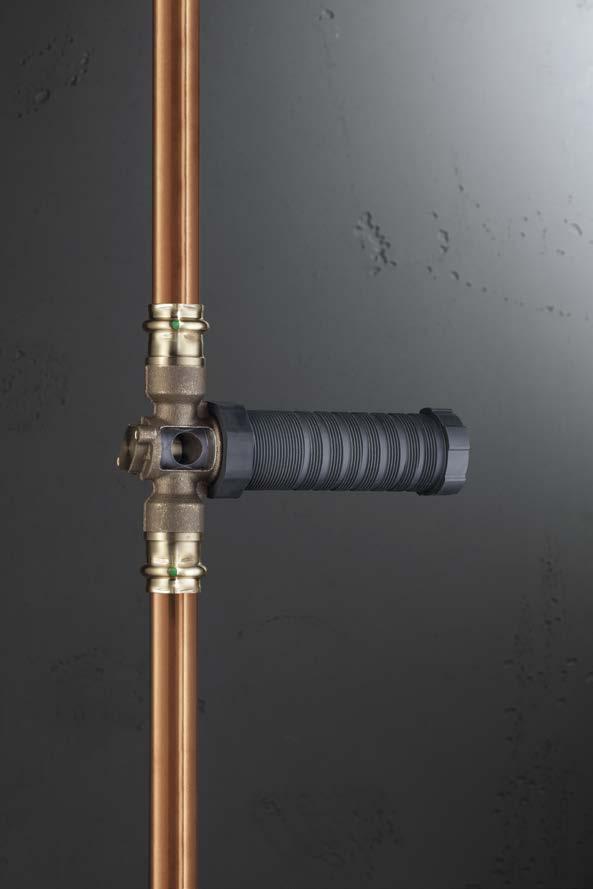 Die Easytop-Wohnungswasserzählereinheit (Abb. 2) kann schnell und mit relativ geringem Aufwand in die Leitungs anlage eingebaut werden.