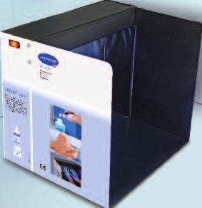 Derma LiteCheck Box Neuartiges und handliches Schulungstool für den Fluoreszenztest mit UV-Licht.