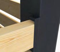 Holz zwischen den Stützen Holz im Detail Für unsere Holzfüllung verwenden wir ausschließlich