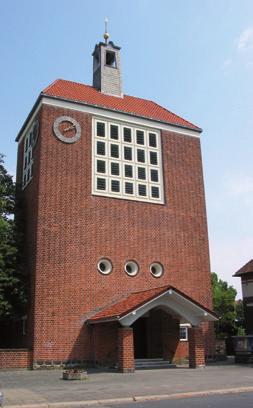 Nur wenige Familien kommen aus Döhren, die Die Glockseeschule vom Kirchturm aus betrachtet Glocksee ist Angebotsschule für ganz Hannover. Inhaltlich spielt Kirche in der Schule keine große Rolle.