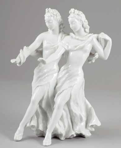Meisterschülerin von Fritz Klimsch. 1939-1961 freie Mitarbeiterin der Firma Rosenthal. In dieser Zeit entwarf sie über 40 Figurinen u.a.»lilian Harvey«,»Ballett«und die Wandplastik»Madonna mit Kind«.