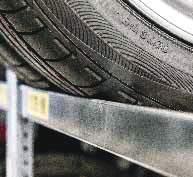 » Räder und Reifen in großem Stil lagern Die Lagerung von Reifen muss fachgerecht kühl, trocken und dunkel erfolgen.