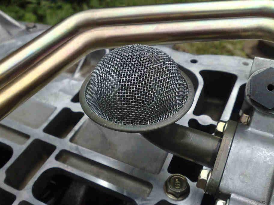 This is a nice new one. Thanks to Adam Marsh for the pictures and info. This happens when the oil gets polluted from bad diesel when cleaning the DPF.
