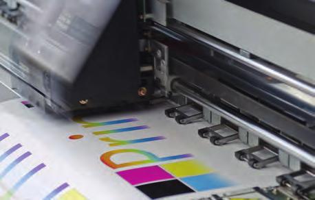 Industrieschilder Orientierungsschilder Digitaldruck Digitaldruck Digitaldruck im Eloxalunterdruckverfahren Dieses Verfahren eignet sich hervorragend für Typen- oder Maschinenschilder sowie für