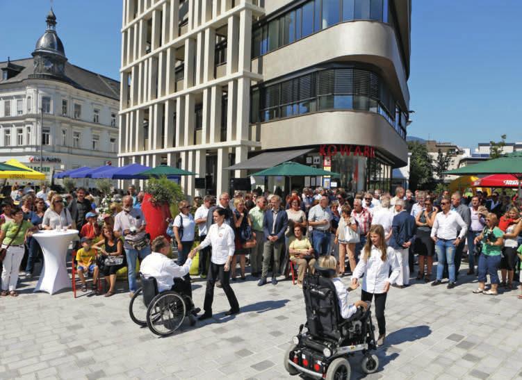 BARRIEREFREIHEIT & INKLUSION Rollstuhltanz Eröffnung Hans-Gasser-Platz Stadt Villach/Oskar Höher Gemeinsame Projektentwicklung als Schlüsselfaktor für erfolgreiche Ergebnisse Gleichstellungsbeirat