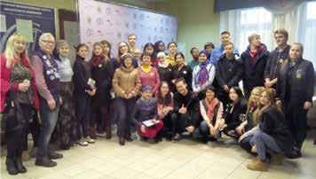 Der größere Teil sind Studenten der Kazaner Hochschulen und Universitäten. Neun Studenten aus meinem Lehrstuhl hatten uns geholfen (fünf von diesen Studenten sind hier auf dem Foto).