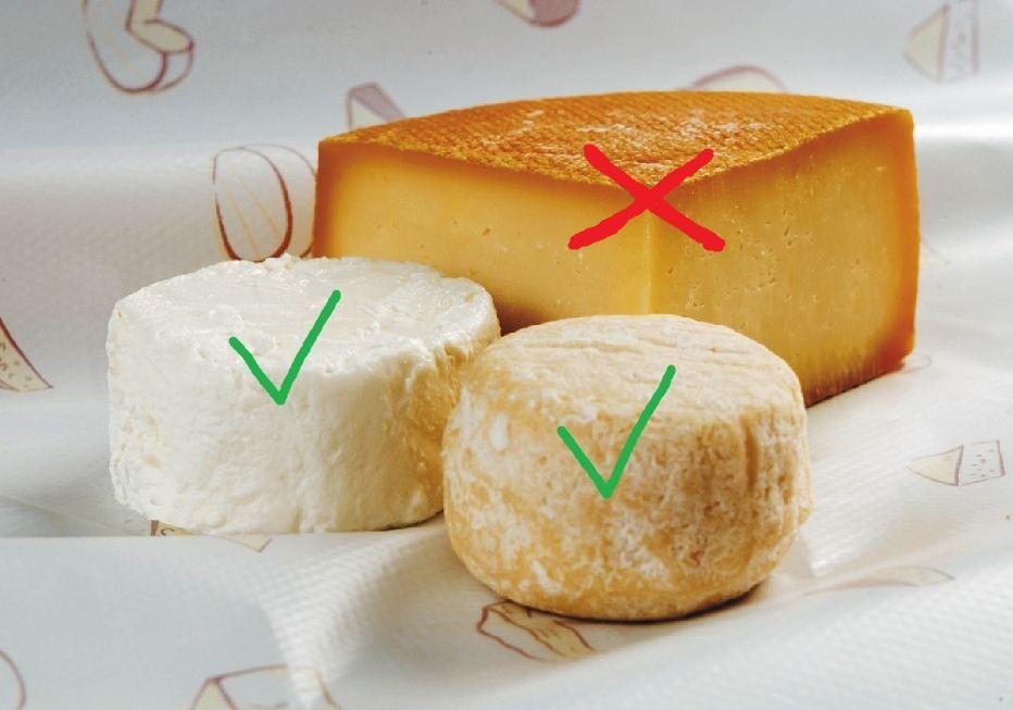 Offenverkauf nach Stückzahl (2) Käsespezialitäten, die in kleinen Laiben