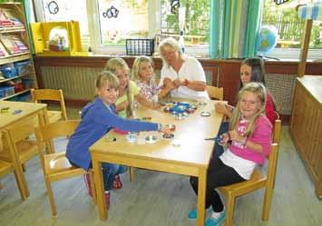 6 Nummer 39 Freitag, 25. September 2015 Kindergarten Ettmannsweiler Großen Spaß am Basteln hatten die Kinder bei dem diesjährigen Ferienangebot für Schulkinder im Kindergarten.