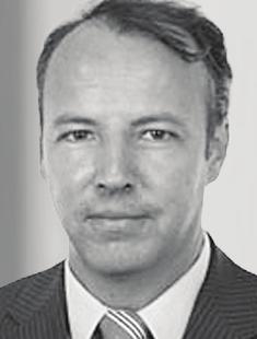 Bert Staufenbiel, Senior Manager, arbeitet seit 2010 bei der KfW Bankengruppe, wo er sich mit der quantitativen Modellierung und Analyse von KMU und wohnwirtschaftlichen Risiken beschäftigt.