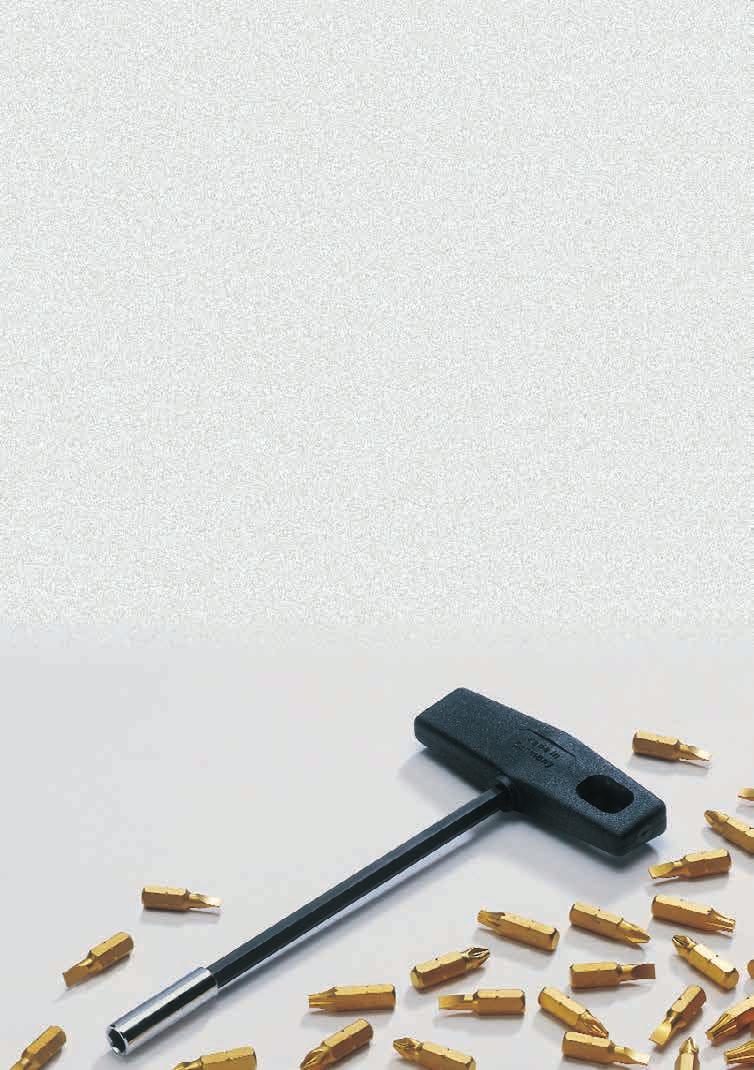 Sechskant-Steckschlüssel mit Magnet Nut spinners with magnet Magnet-Bithalter mit Sechskant-Schaft (Messinghülse) Magnetic bit holders with hexagon shaft (sleeve made from brass) (QH) Besonderheit: