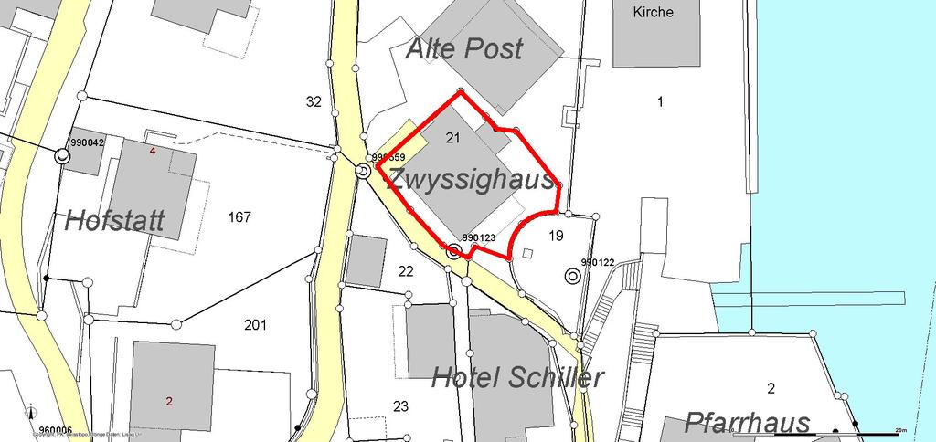 Grundstück Das Grundstück Nr. 21/Grundbuch Gemeinde Bauen der Liegenschaft Zwyssighaus misst 253 m 2. Die Gartenterrasse befindet sich auf der Nachbarparzelle Nr.