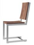 Freischwinger cantilever chair Tera-Swing-High ist ein Freischwinger in einer einzigartigen Kombination aus Stahl und Holz. Die Rückenschale und Sitzschale sind identisch in der Proportion.