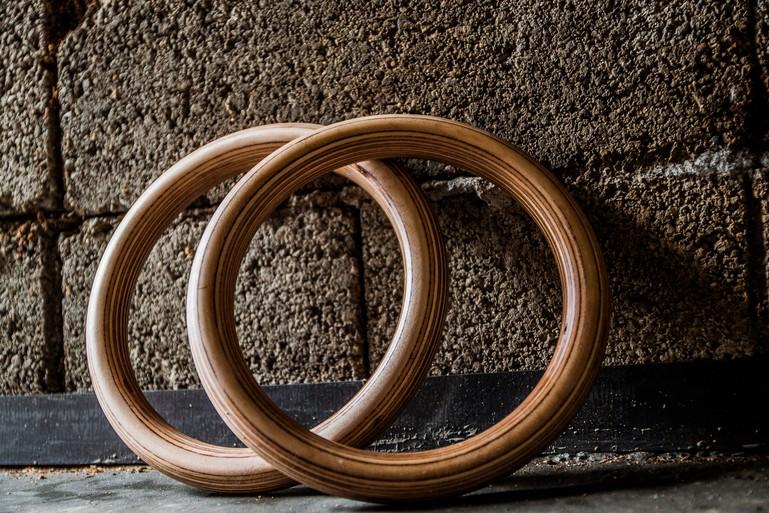 Gym Rings aus Holz: Echtholzringe (Birke) mit Gurten Mit 3 Meter Gurten: 40,00 /Paar Mit 5 Meter