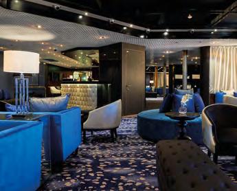 (* glasweise) 5 Lounge-Bars Pool-Bar 'Blue Room' & weitere Locations für musikalische Unterhaltung Aussichts-Lounge 'Dome' & Nachtclub Show Lounge 'Hollywood s' über 2 Decks Casino Kino Bibliothek