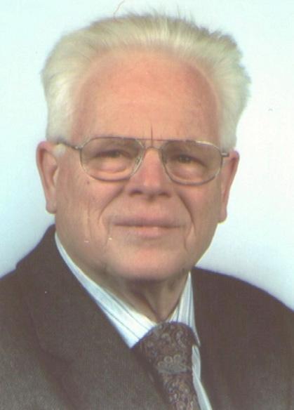 H.Mößner arbeitete als Bundesbahn Beamter Gemeinschaft in Edelfingen In der Jugendarbeit seit 1956 tätig, ab 1959 in Edelfingen 50 Jahre im K i r c h e n c h o r Edelfingen.
