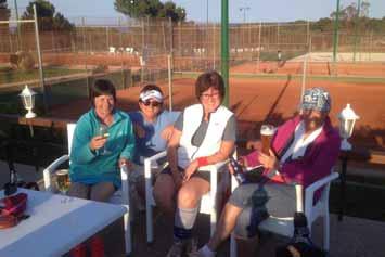 Tenniscamp der Damen 50+ auf Mallorca alles unter dem Motto Dance with the ball Wer eine Reise tut, der kann was erleben.