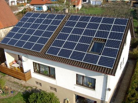 Ertragswerte Solarconsult AG - Photovoltaikanlage im Vergleich zu Ertragswerten vom SFV (Solarförderverein Aachen) 12.000 kwh 10.000 kwh 8.000 kwh 6.000 kwh 4.