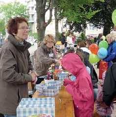 22 Aus den Ortsverbänden Spiel und Spaß beim 14. Kinderfest auf dem Münchner Platz Sandra Pohle Auch in diesem Jahr war das traditionelle Kinderfest auf dem Münchner Platz ein voller Erfolg.