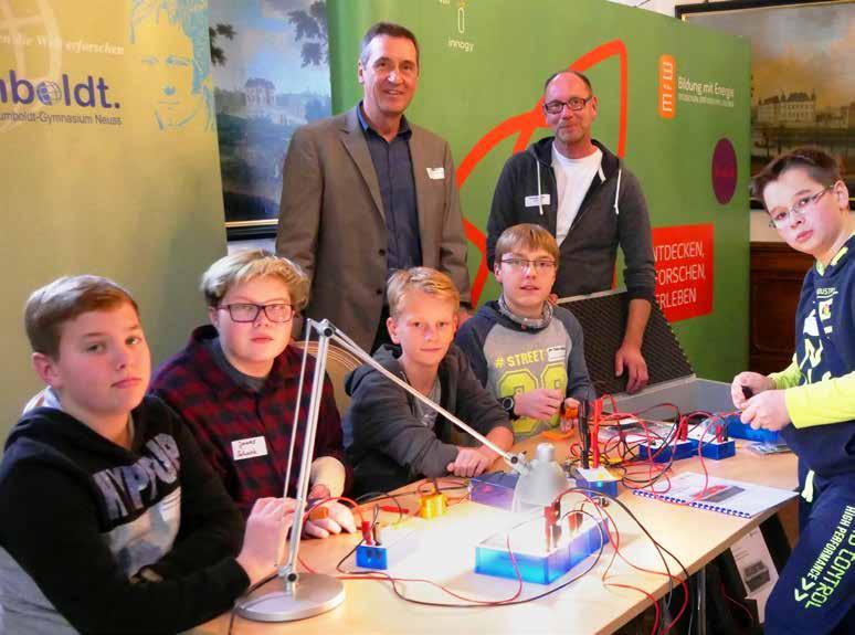 MINT macht Schule Mathematik, Informatik, Naturwissenschaften und Technik der erste MINT-Tag des zdi-netzwerks Rhein-Kreis Neuss war ein voller Erfolg.