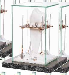 'Implantat' mit Glassockel (Klarglas) 22x33x22cm 487,00 *