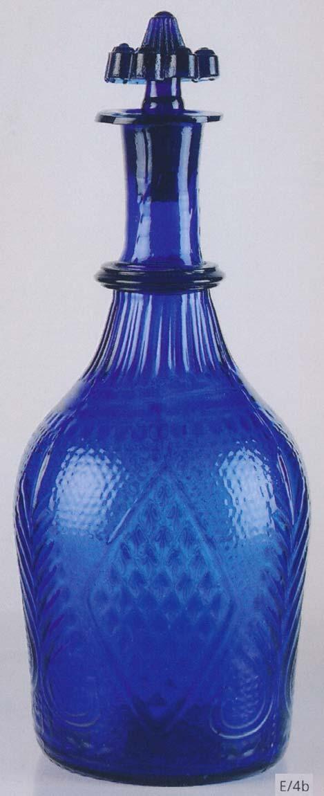 E/2a Karaffe, kobaltblau, H 20,3 cm, D Fuß 8,0 cm, in die Form fest geblasen oder gepresst, Dekor wie E/2 um 1850, Steiermark, Staritsch / Eibiswald vgl.