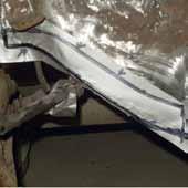 Die SVS Scheibe trägt nur Rost, Lack und Unterbodenschutz ab, greift aber intaktes Metall im Gegensatz zu normalen Schleifscheiben nicht an.
