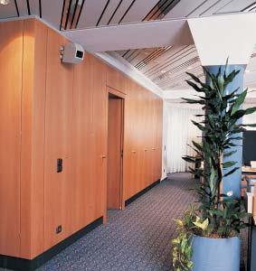 Sockelquellauslaß Typ Q-S und Typ Q-SH mit integrierter Heizeinrichtung Der Luftdurchlaß dient der Luftzufuhr in Räumen mit Doppelboden.