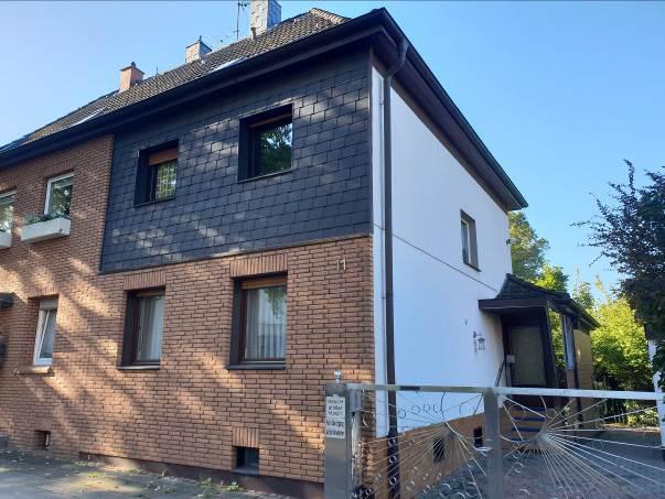 Lehn Immobilien Sympathisches Siedlungshaus mit ca. 110 m² Wohn- und Nutzfläche, Garage und ca.