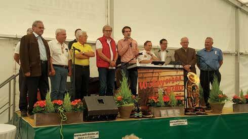 Natürlich haben auch viele Ehrengäste am ersten Senza confini -Landeswandertag des PVÖ-Kärnten teilgenommen: An der Spitze LH- Stv. in Dr.