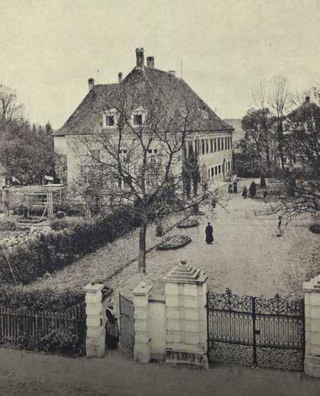 Aus grabungen in Ottmarshausen werden von Experten auf die Zeit um 900 geschätzt. Ein Jahrhundert später folgen erste Ansiedlungen in Schlipsheim und Steppach.