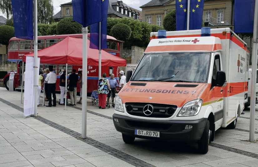 10 Mein Verein Bayreuth BRK-Kreisverband Alleine in Deutschland erleiden rund 250 000 Menschen jährlich einen Schlaganfall.