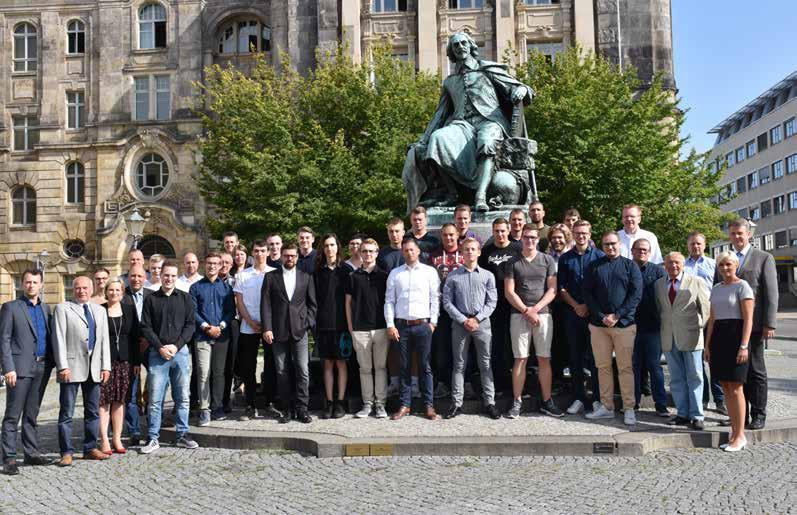 Fotos: IHK Magdeburg 2018 gingen 24 Auszubildende aus 11 Unternehmen erstmalig im Rahmen des Projekts»Energie-Scouts«auf die Suche nach Einsparpotenzialen in ihren Unternehmen und setzten ihre