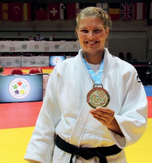 Weltmeisterschaften der Veteranen Linda Kloßak gewinnt Gold in Olbia Bei den Veteranen-Weltmeisterschaften im italienischen Olbia gab es für die Judokas aus Nordrhein-Westfalen eine Goldmedaille,