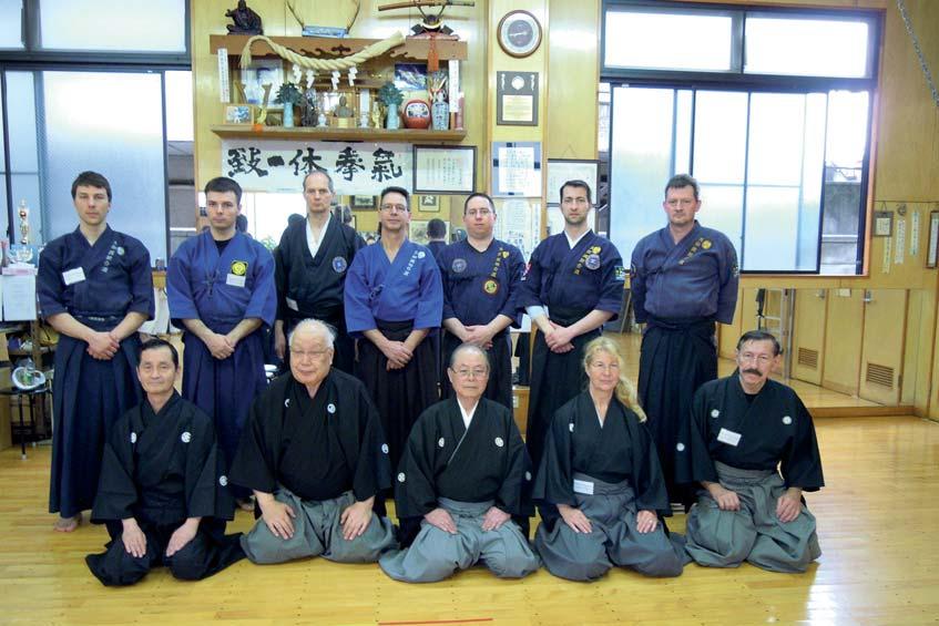 Nihon Ju-Jutsu, Shotokan Karate und Iaido im Dojo von Nobetsu Sensei Der nächste Tag stand ganz im Zeichen der Kultur.