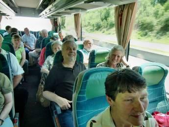 Unter bewährter Reiseleitung von Richard Semeniuk mit einem Bus der Firma Stutz in München ging