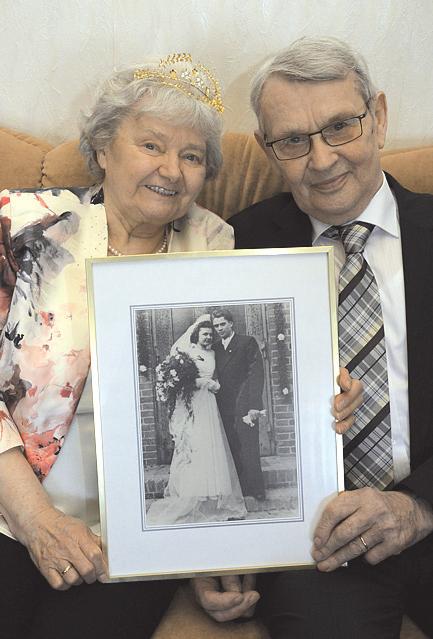 60 gemeinsame Ehejahre Annelore und Helmut Wagner feierten ihre diamantene Hochzeit Am 20.