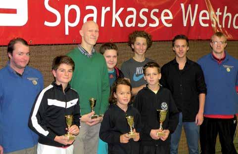 (Peter Janz) Mit sieben Jugendlichen reiste die Oldendorfer Tennisjugend zu den diesjährigen Hallen-Meisterschaften des Kreises Steinburg nach Brande-Hörnerkirchen.