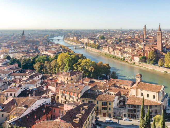 11 Verona Elegante und romantische Stadt voller Kulturattraktionen Verona auf den ersten Blick romantisch, auf den zweiten modern und lebendig Information Ufficio Informazioni e Accoglienza