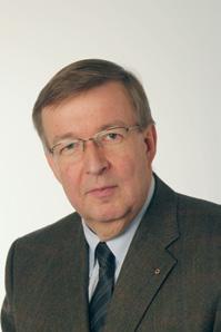 Burghard Loewe, stellvertretender Hauptgeschäftsführer der IHK Lahn-Dill, tritt zum 1. Juli 2019 die Nachfolge von Andreas Tielmann an.