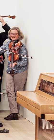 Es handelt sich dabei um eines von mehreren Laienensembles, die die Elbphilharmonie zur Eröffnung im Januar 2017 ins Leben gerufen hat, um nicht nur ein international beachtetes Konzerthaus zu sein,